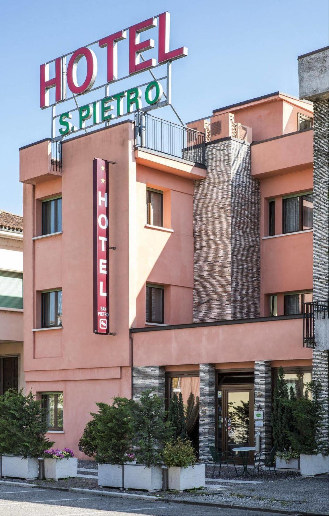 Hotel San Pietro Villafranca di Verona Zewnętrze zdjęcie
